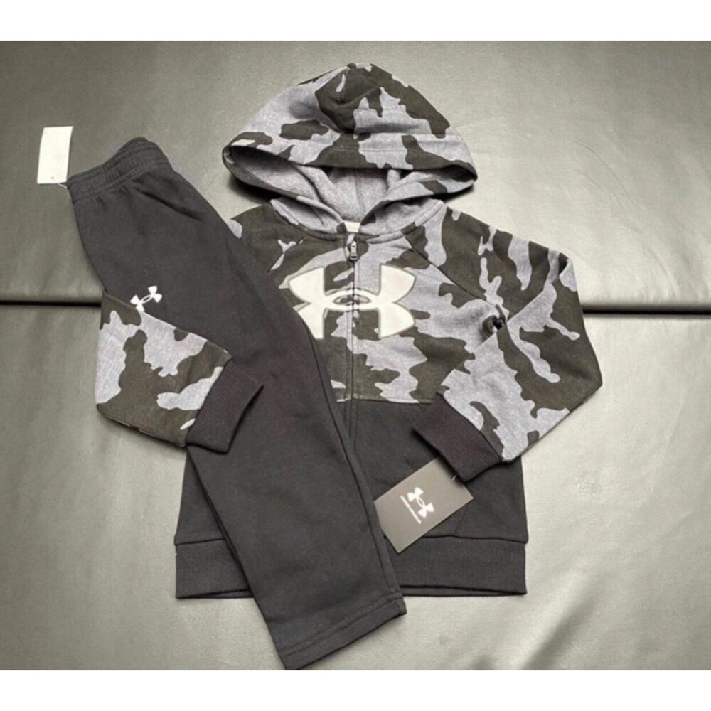 NWT Under Armour Hoodie & Sweats Set Boys